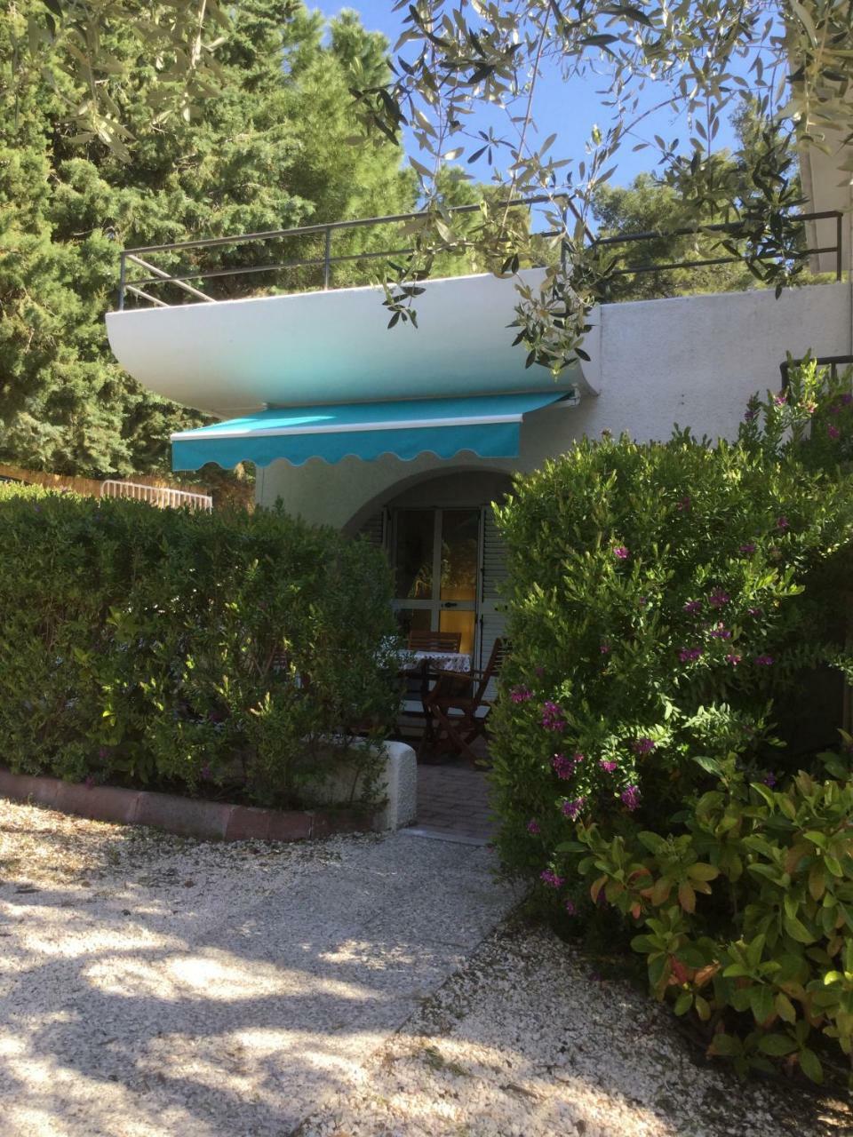 Residence I Faraglioni Mattinata Kültér fotó