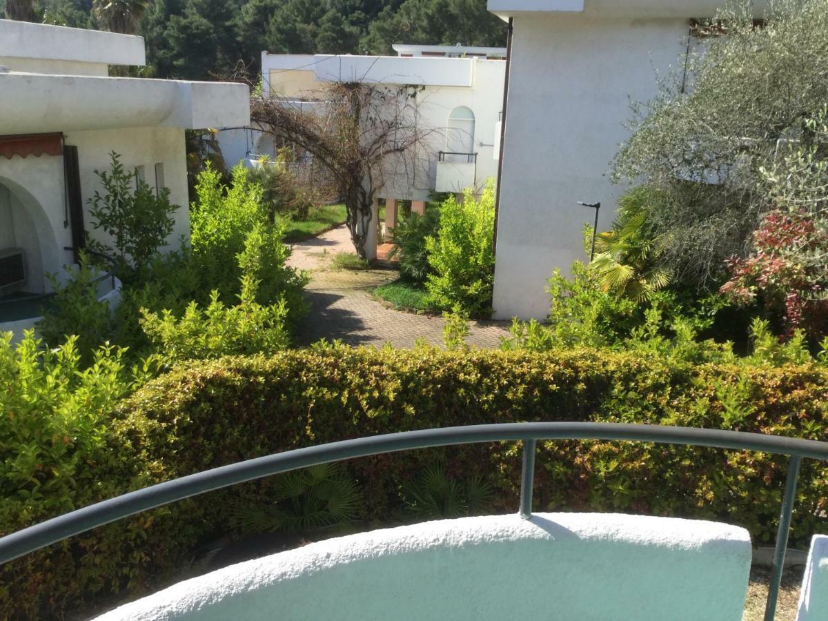 Residence I Faraglioni Mattinata Kültér fotó